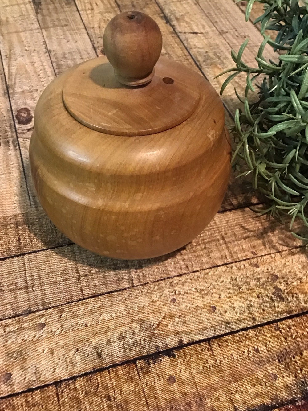 ♥️5/25$ wood jar